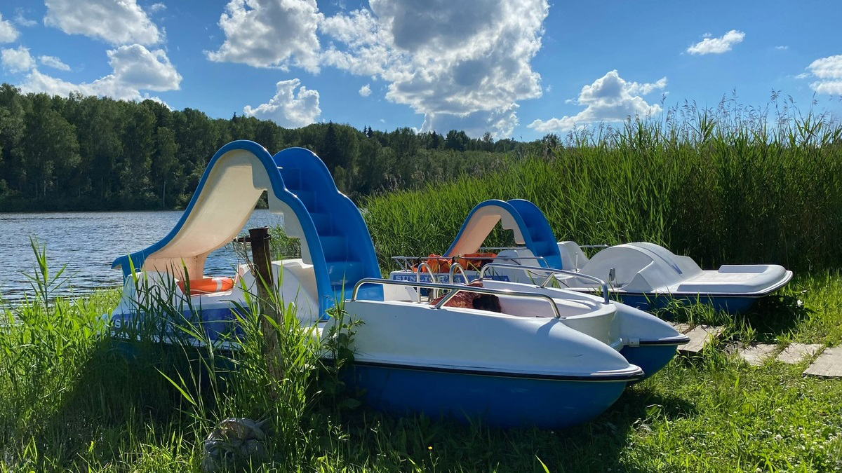 Фото до матеріалу: Де в Києві орендувати катамаран: найкращі місця та ціни для літа 2024