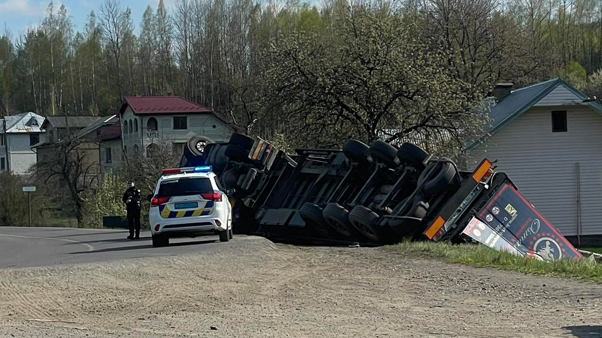 Фото до матеріалу: Аварія у Вигоді, загрози енергетиці Калуша та квітучі городи: підсумки тижня