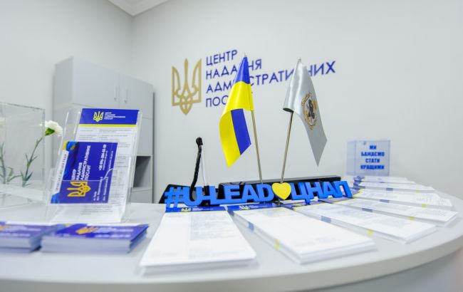 Фото до матеріалу: На Донеччині у Черкаській громаді продовжують працювати ЦНАП і соцзахист