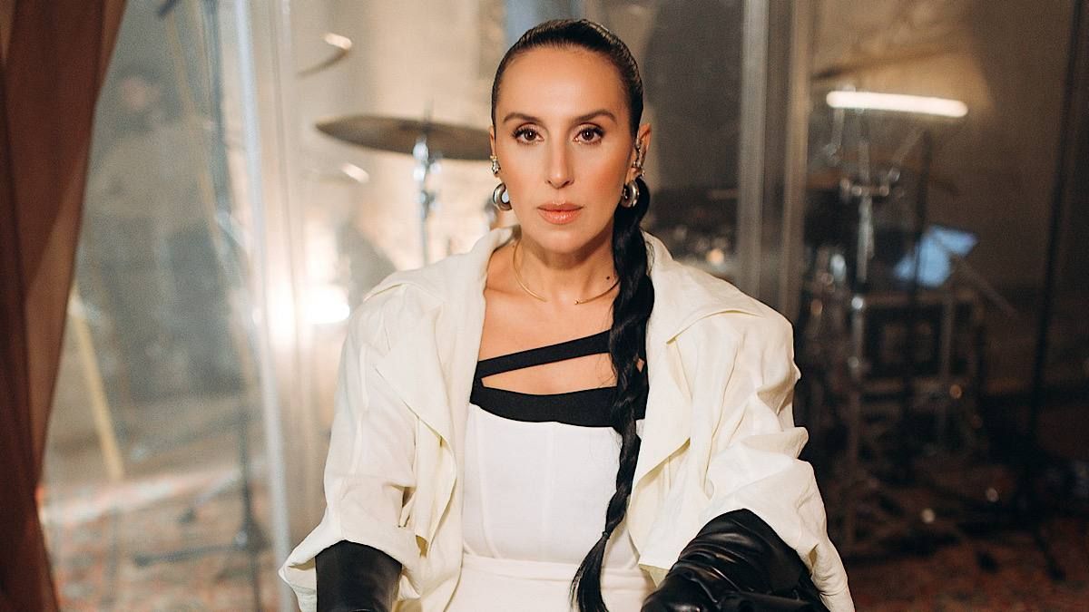 Фото до матеріалу: JAMALA представила ексклюзивний лайв альбому "Рух мій" на MEGOGO