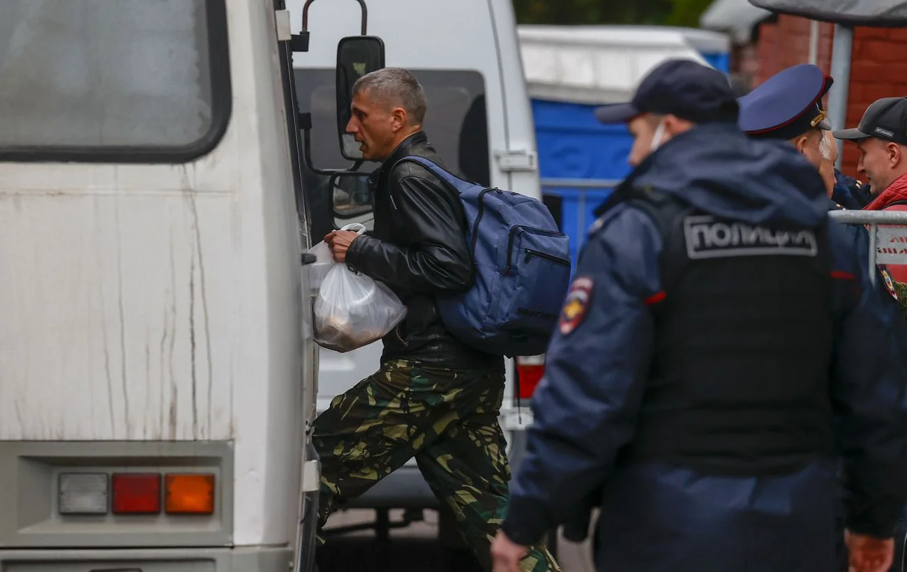 Фото до матеріалу: Дефіцит армії РФ і мобілізація на окупованій Херсонщині: кого Росія змушує воювати проти України?