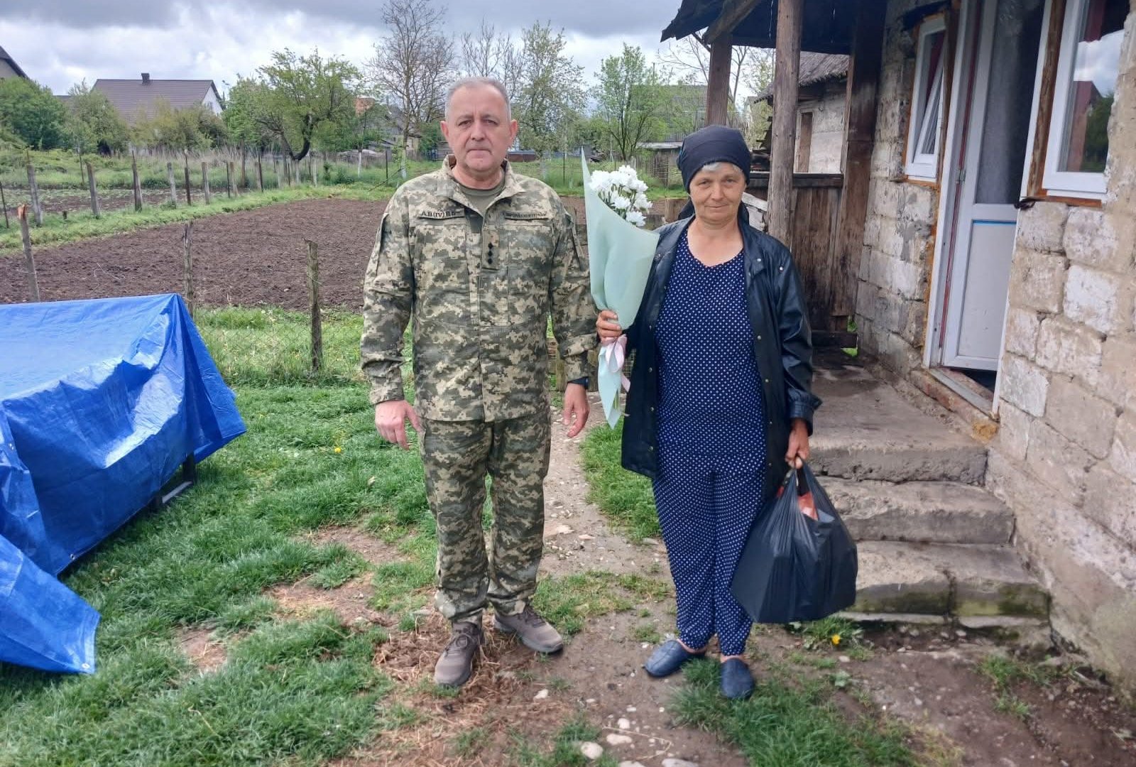 Фото до матеріалу: Світла пам'ять Героям: на Тячівщині вшанували матір загиблого воїна