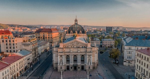 Фото до матеріалу: Львів може стати першим містом, що відновить випуск муніципальних облігацій