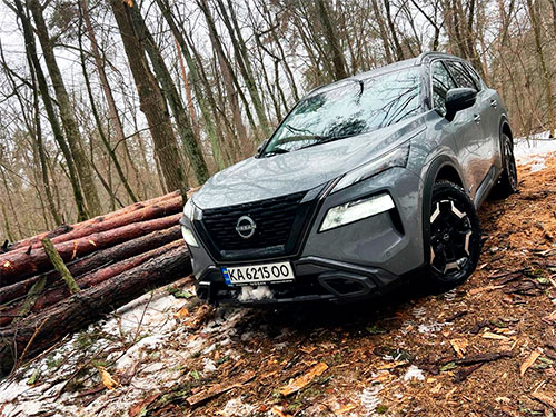 Фото до матеріалу: Тест-драйв Nissan X-Trail N-Trek: електромобіль без страху блек-аутів