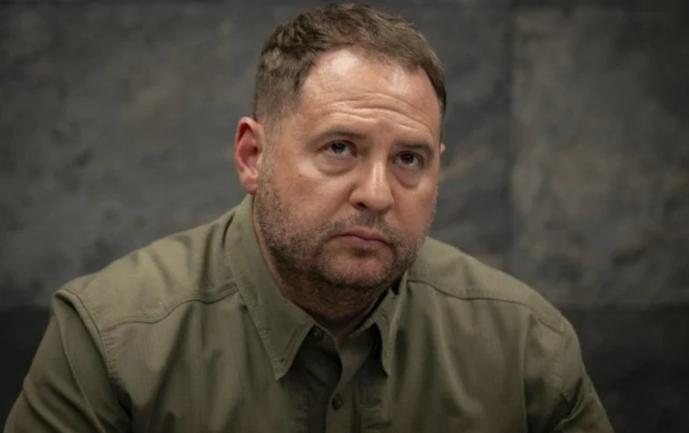 Фото до матеріалу: Підозра Єрмаку: Офіс президента закликав не поспішати з оцінками