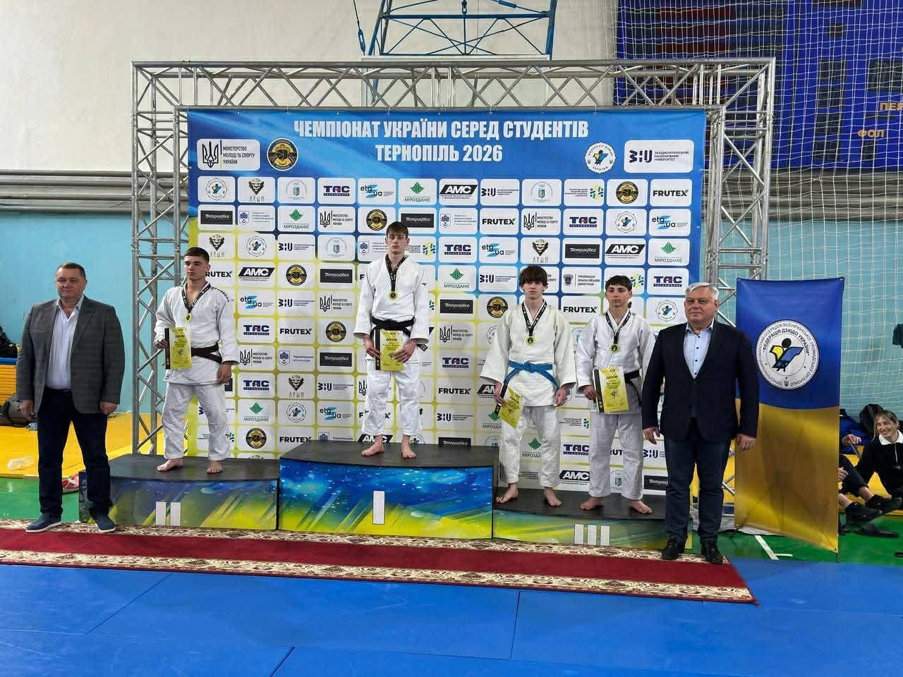 Фото до матеріалу: П'ять медалей на чемпіонаті України: надвірнянські дзюдоїсти блискуче виступили в Тернополі