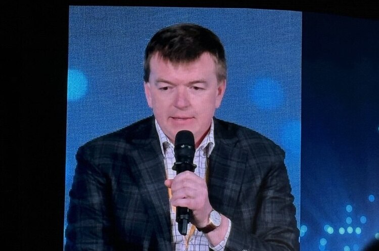 Фото до матеріалу: Сіренко: нафтовий шок продовжує розхитувати паливний ринок України