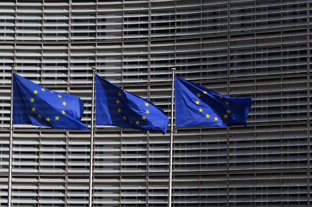 Фото до матеріалу: ЄС відповів голові НБУ щодо конфіскації коштів Ощадбанку в Угорщині