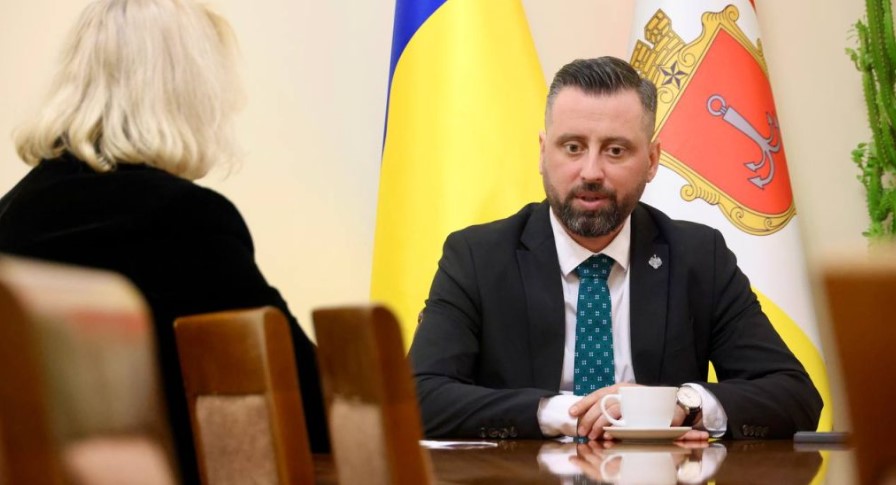 Фото до матеріалу: Європейська модель для румунської меншини: інтерв'ю з Александріном Мойсєєвим