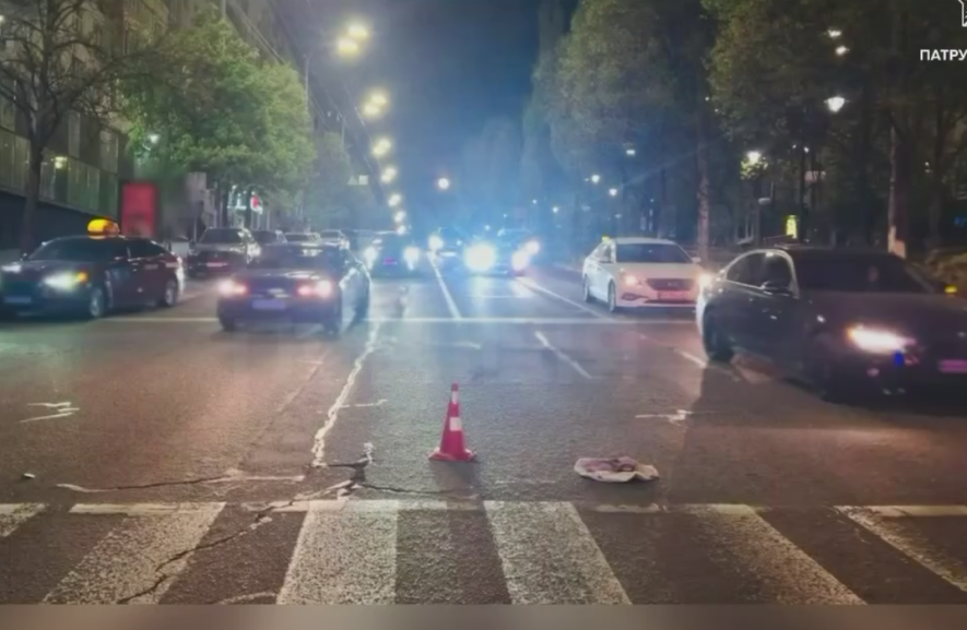 Фото до матеріалу: П'яний водій на Audi влаштував ДТП у Києві: десятки машин застрягли в заторах
