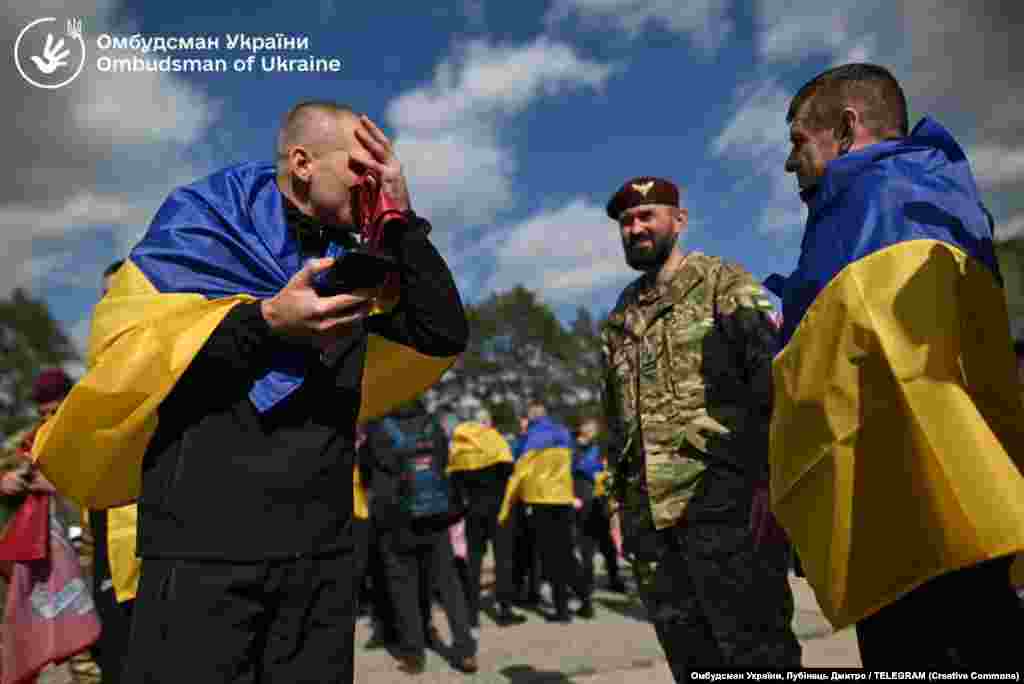 Фото до матеріалу: 193 українських воїни повернулися додому: 73-й обмін полоненими