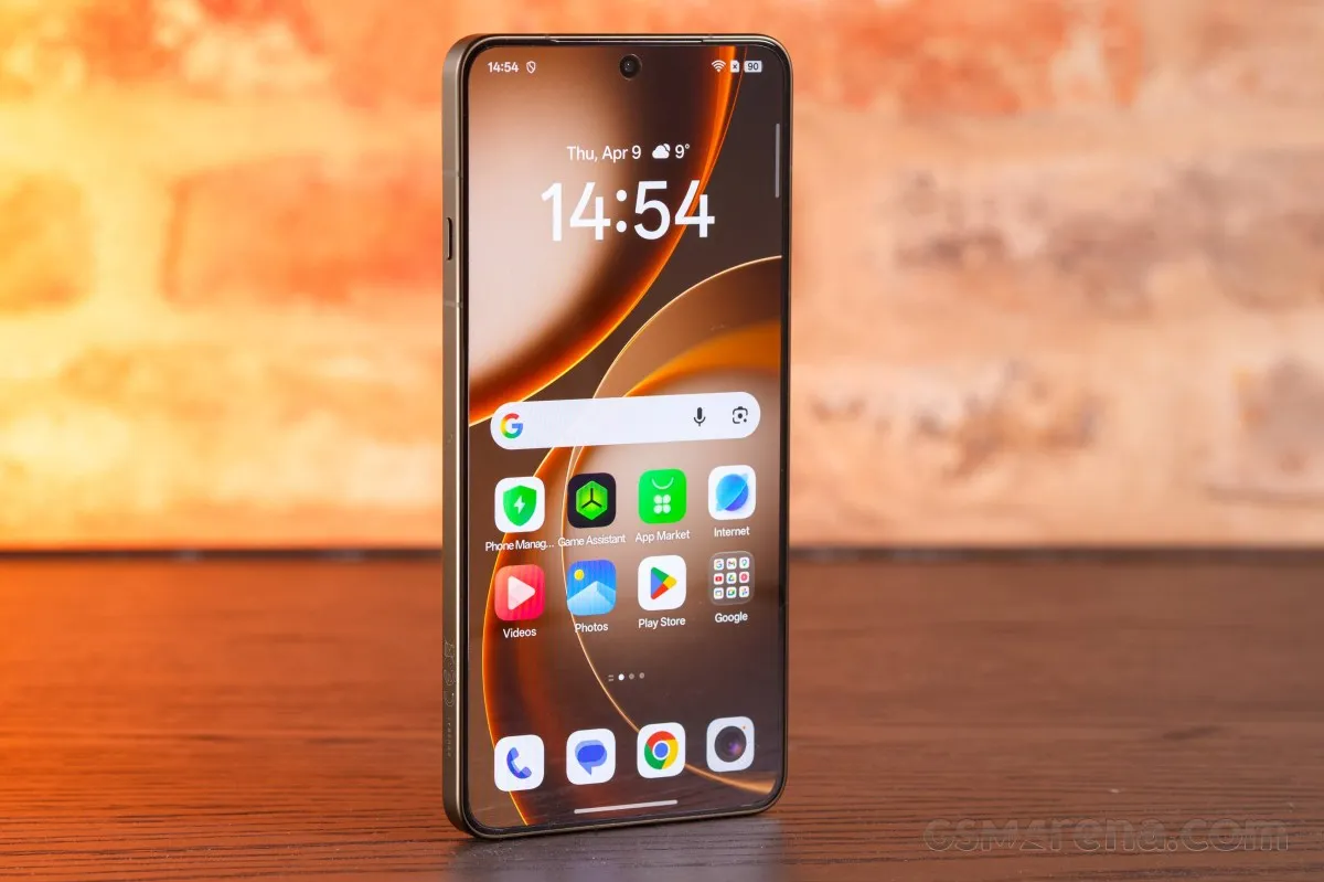 Фото до матеріалу: iPhone 17 Pro Max проти Oppo Find X9 Ultra: вердикт після порівняльних тестів 2026 року