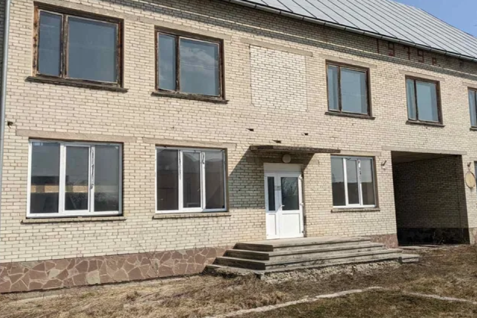 Фото до матеріалу: Гніздичівський сиртзавод з боргом 1,68 млн грн продано за 3,7 млн грн: простоював 15 років