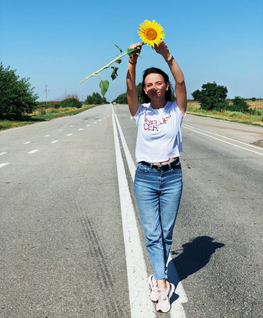 Фото до матеріалу: Кам'янчани святкують Міжнародний день соняшника: квіти як символ надії