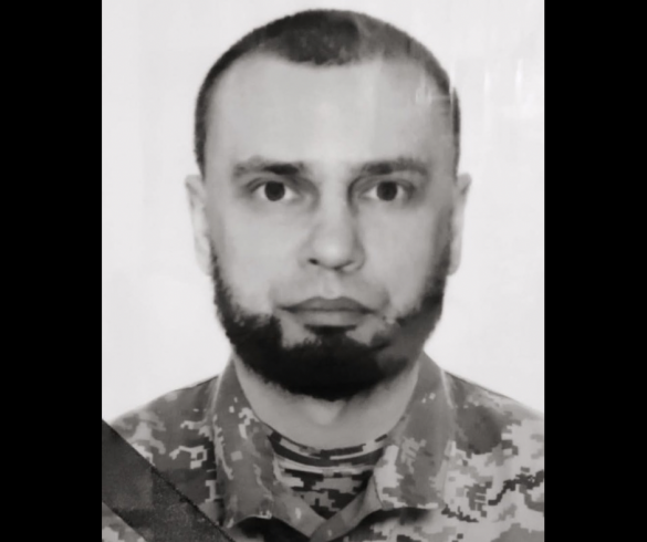 Фото до матеріалу: У Черкасах попрощалися з героєм Євгенієм Сінком