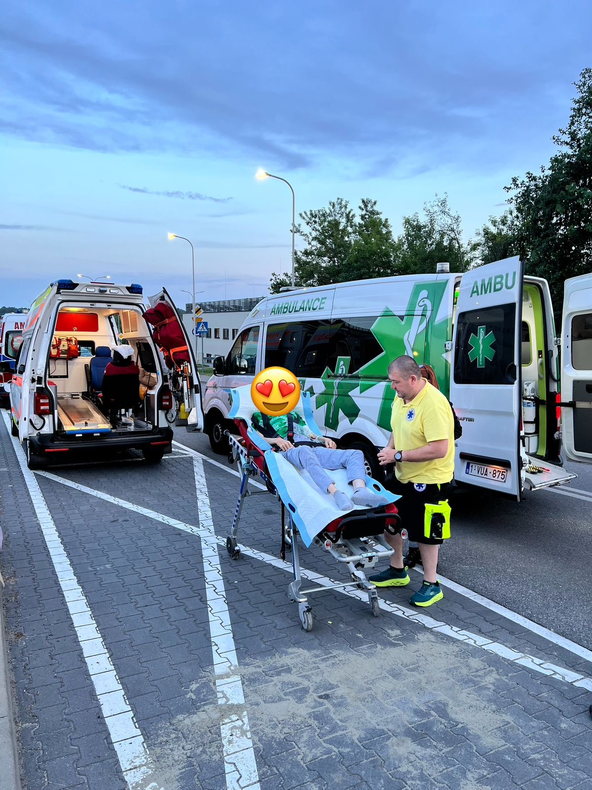 Фото до матеріалу: Служба міжнародних реанімаційних перевезень: як везуть пацієнтів з Європи додому