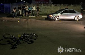Фото до матеріалу: У Стрию 17-річний водій збив 14-річного велосипедиста: відкрили кримінальне провадження