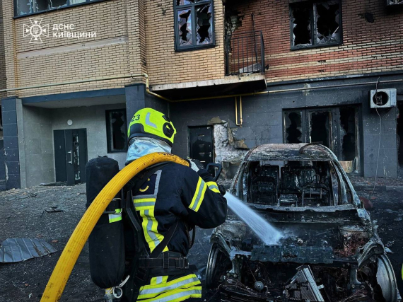 Фото до матеріалу: Російський удар по Київщині: семеро поранених, серед них дитина