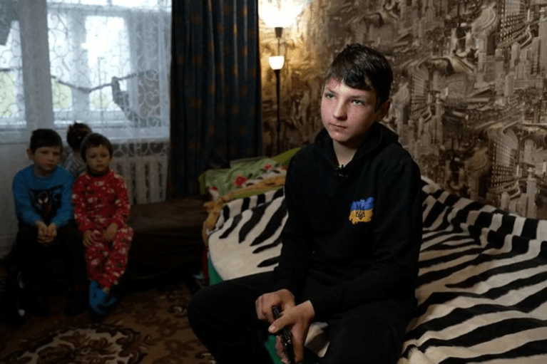 Фото до матеріалу: Класика британського гумору: «Монті Пайтон і Священний Грааль» виходить в український прокат