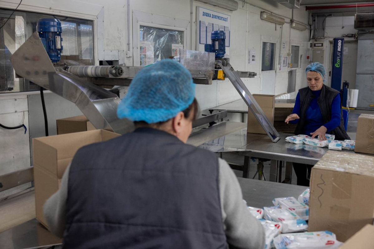 Фото до матеріалу: Україна бореться за робочу силу: дефіцит кадрів у ключових галузях
