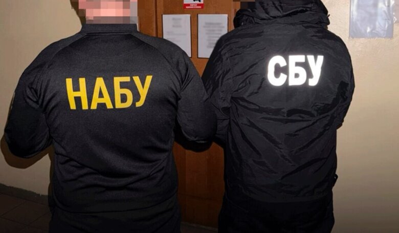 Фото до матеріалу: Хто має право на прослуховування в Україні та чому «зливи» не зникнуть