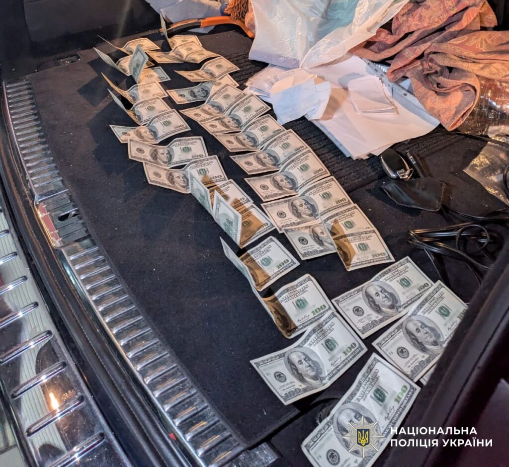 Фото до матеріалу: У Бердичеві судитимуть чоловіка, який просив 3000 доларів за фальсифікацію інвалідності військовому