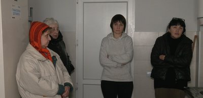 Фото до матеріалу: Перевірка гуртожитку Кіцманського коледжу: що кажуть переселенці та адміністрація