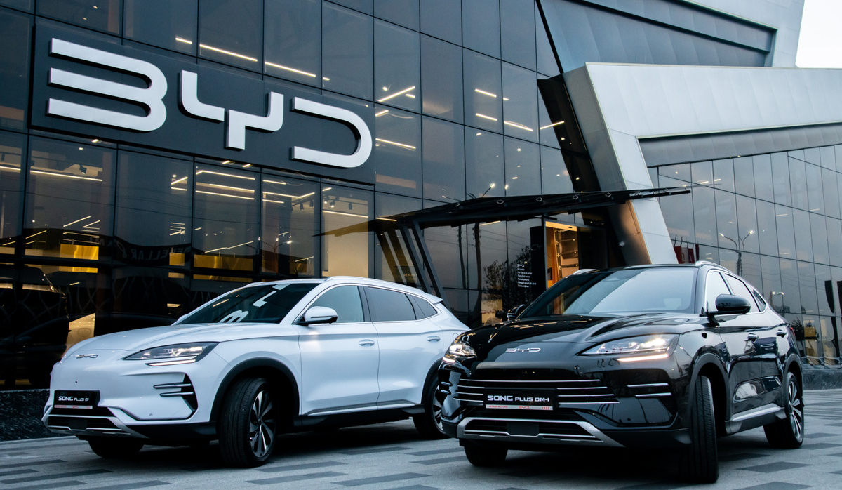 Фото до матеріалу: BYD Great Tang EV: 950 км ходу та розгін 3,9 с — новий рівень електромобілів