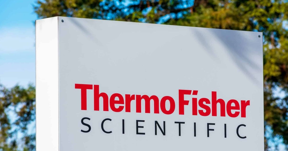 Фото до матеріалу: Thermo Fisher Scientific продає мікробіологічний підрозділ за мільярд доларів