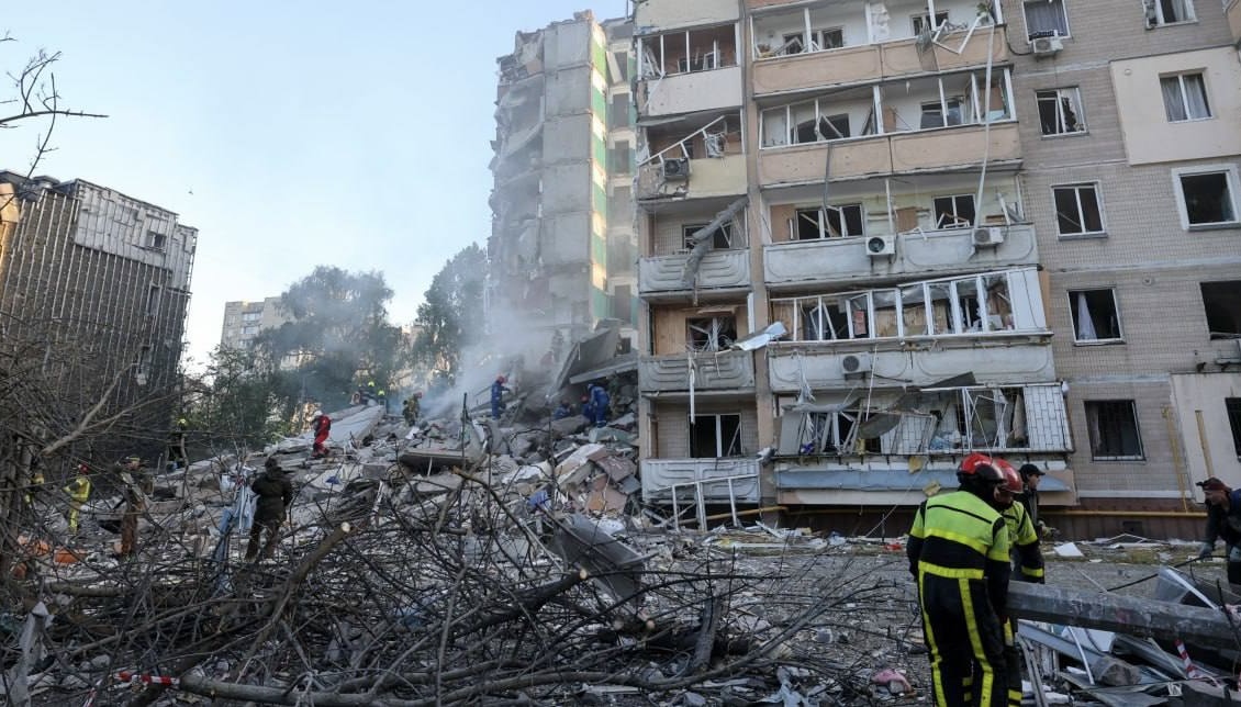Фото до матеріалу: Київ та Київська область: масований ракетно-дронний удар, загиблий та десятки постраждалих