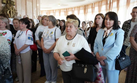 Фото до матеріалу: Калинівщина прощалась із Героєм Миколою Горобченком, який повернувся додому «на щиті»