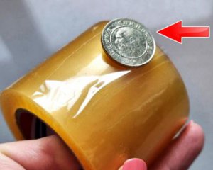 Фото до матеріалу: Як швидко знайти край скотчу: перевірені лайфхаки
