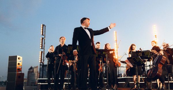 Фото до матеріалу: У Києві стартує новий сезон ACONCERT: симфонічні концерти на терасах Gulliver та River Mall