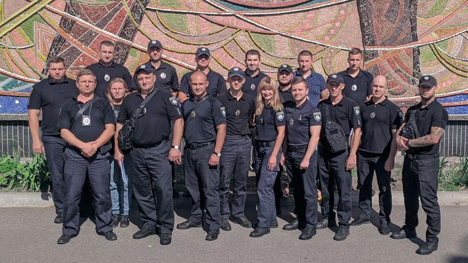 Фото до матеріалу: «Одного разу задрімала за кермом». Чому патрульні звільняються з поліції