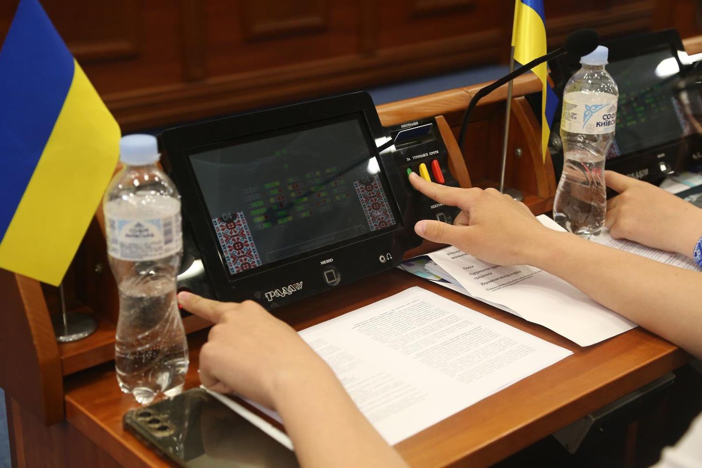Фото до матеріалу: Молодь Києва залучила до прийняття міських рішень: модель «Європейський курс молоді»