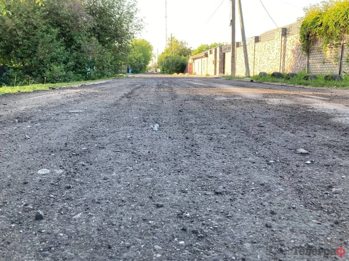 Фото до матеріалу: Очільник БЕБу розкритикував стан доріг у Кременчуцькому районі