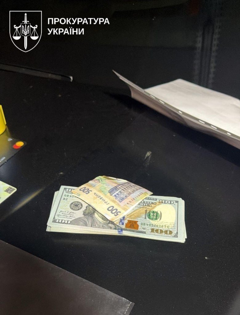Фото до матеріалу: СБУ-працівник взяв 34 тисячі доларів за відстрочку від мобілізації