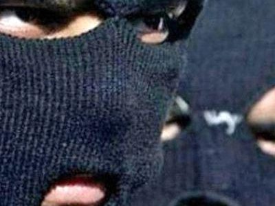 Фото до матеріалу: Затримано торгівця зброєю в Черкасах: автомат і тротил за 10 тисяч гривень