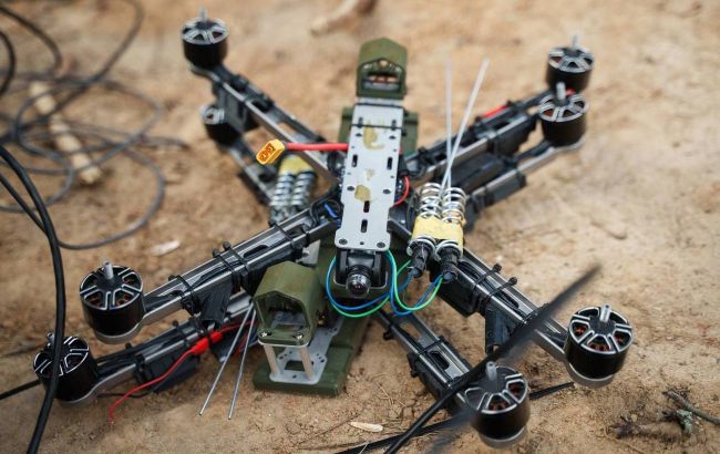 Фото до матеріалу: Українські FPV-дрони пройшли успішні випробування на дальність до 25 км