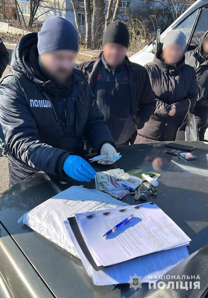 Фото до матеріалу: Ексвоєнком Тальнівщини отримав штраф за спробу дати хабар начальнику ТЦК
