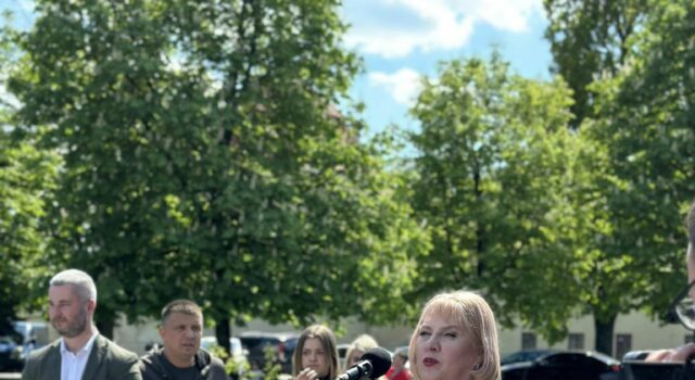 Фото до матеріалу: Жовква готується до рекорду: масштабна коляда на підтримку ЗСУ