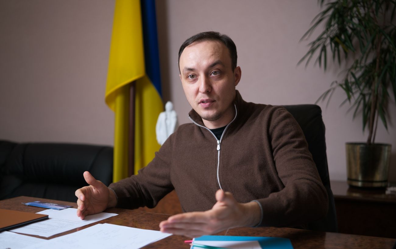Фото до матеріалу: Свідки нафтових схем Путіна часто "випадають із вікон", - Владислав Власюк
