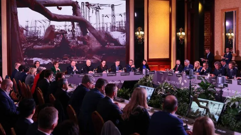 Фото до матеріалу: Шмигаль: Україна відібрала обладнання на європейських ТЕС для відновлення енергетики