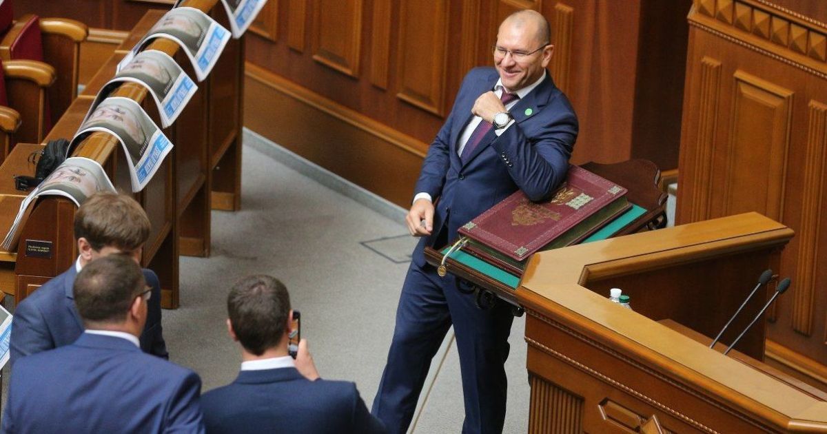 Фото до матеріалу: Усик проти Верховена: де і коли дивитися головний бій року у Володимирі