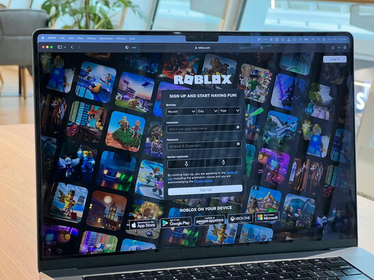 Фото до матеріалу: У росії заборонили ввезення терміналів Starlink