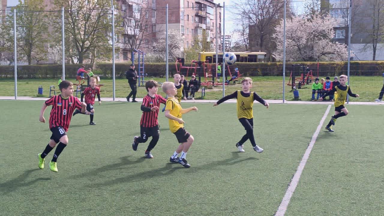 Фото до матеріалу: Учні Демидівського ліцею стали бронзовими призерами «Шкільних ліг» з масового футболу