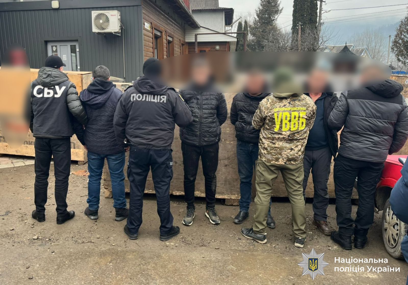 Фото до матеріалу: До Румунії за 3 тисячі доларів: на Прикарпатті судитимуть організаторів, які переправляли чоловіків за кордон (ФОТО)