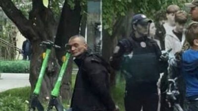 Фото до матеріалу: Трагедія у ТРЦ «Форум»: хлопець впав з третього поверху