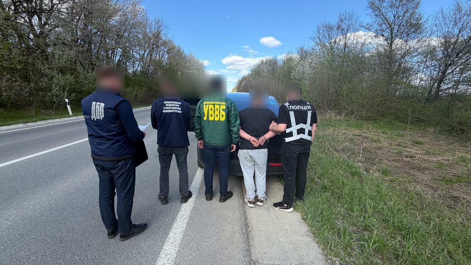 Фото до матеріалу: У Львівській області затримали колишнього військовослужбовця за схему ухилення від служби