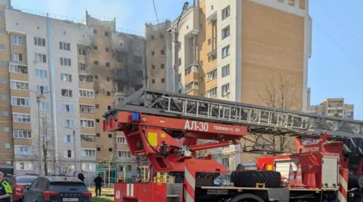 Фото до матеріалу: Удар по заводу у Чебоксарах: перші ВІДЕО та супутникові знімки